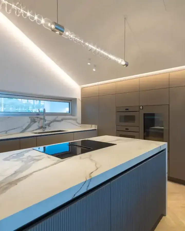 Kitchen with a marble island, Chekka